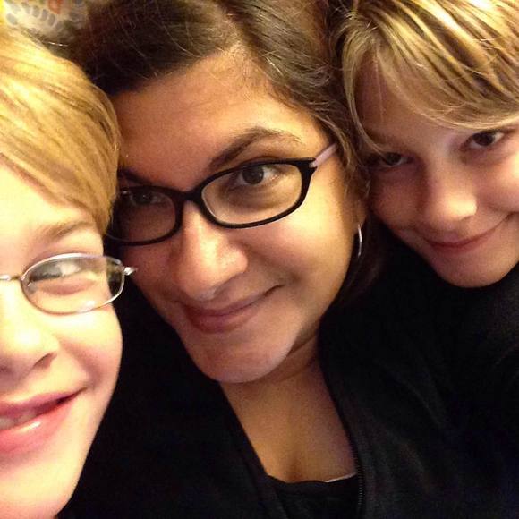 Meet your Posher, Lisa - Picture 1 of 1